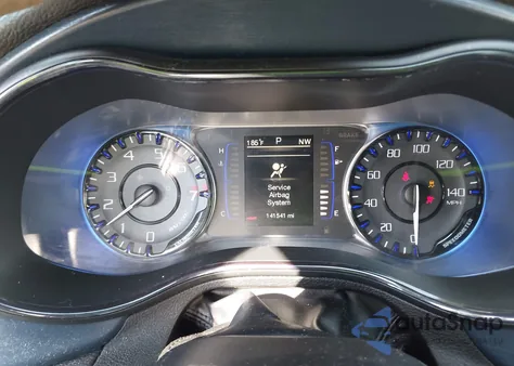 2015 Chrysler 200 S z USA, uszkodzony, nr VIN 1C3CCCDG8FN636646